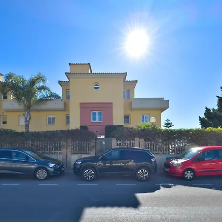 En Zona Cabopino Apartament Marbella