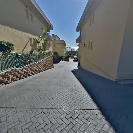 En Zona Cabopino Marbella