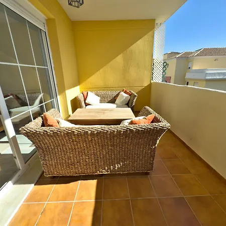 En Zona Cabopino * Marbella