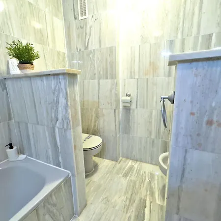 Appartamento En Zona Cabopino Marbella