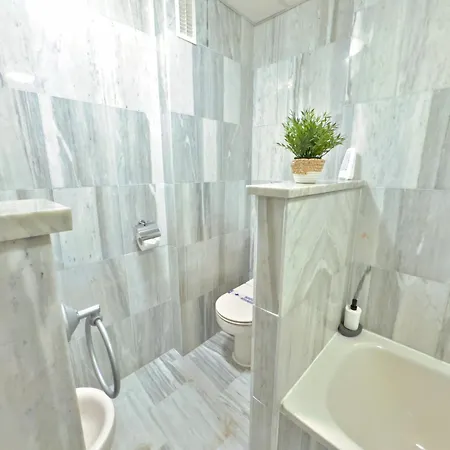 Apartamento En Zona Cabopino Marbella